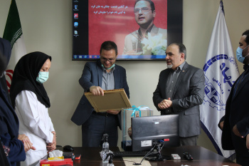 آیین تکریم مدیرکل دفتر تخصصی علوم پزشکی جهاد دانشگاهی در پژوهشکده سرطان معتمد برگزار شد
