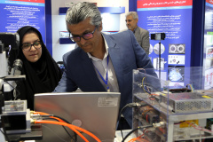 نمایشگاه گزیده‌ای از دستاوردهای شاخص علمی و فناورانه جهاددانشگاهی در سازمان برنامه و بودجه کشور (روز اول)