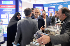 بازدید رئیس جمهور از دستاوردهای پژوهشگاه ملی سرطان جهاددانشگاهی