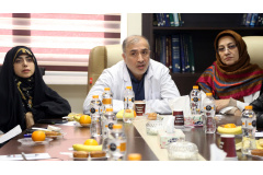 بازدید رئیس سازمان اوقاف و امور خیریه از پژوهشگاه ملی سرطان