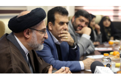 بازدید رئیس سازمان اوقاف و امور خیریه از پژوهشگاه ملی سرطان