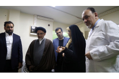 بازدید رئیس سازمان اوقاف و امور خیریه از پژوهشگاه ملی سرطان