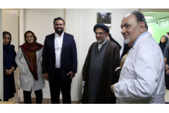 بازدید رئیس سازمان اوقاف و امور خیریه از پژوهشگاه ملی سرطان