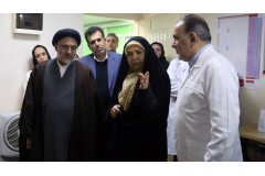 بازدید رئیس سازمان اوقاف و امور خیریه از پژوهشگاه ملی سرطان