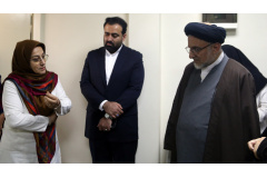بازدید رئیس سازمان اوقاف و امور خیریه از پژوهشگاه ملی سرطان