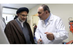 بازدید رئیس سازمان اوقاف و امور خیریه از پژوهشگاه ملی سرطان