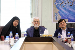 بازدید اعضای کمیسیون بهداشت و درمان مجلس از پژوهشگاه ملی سرطان